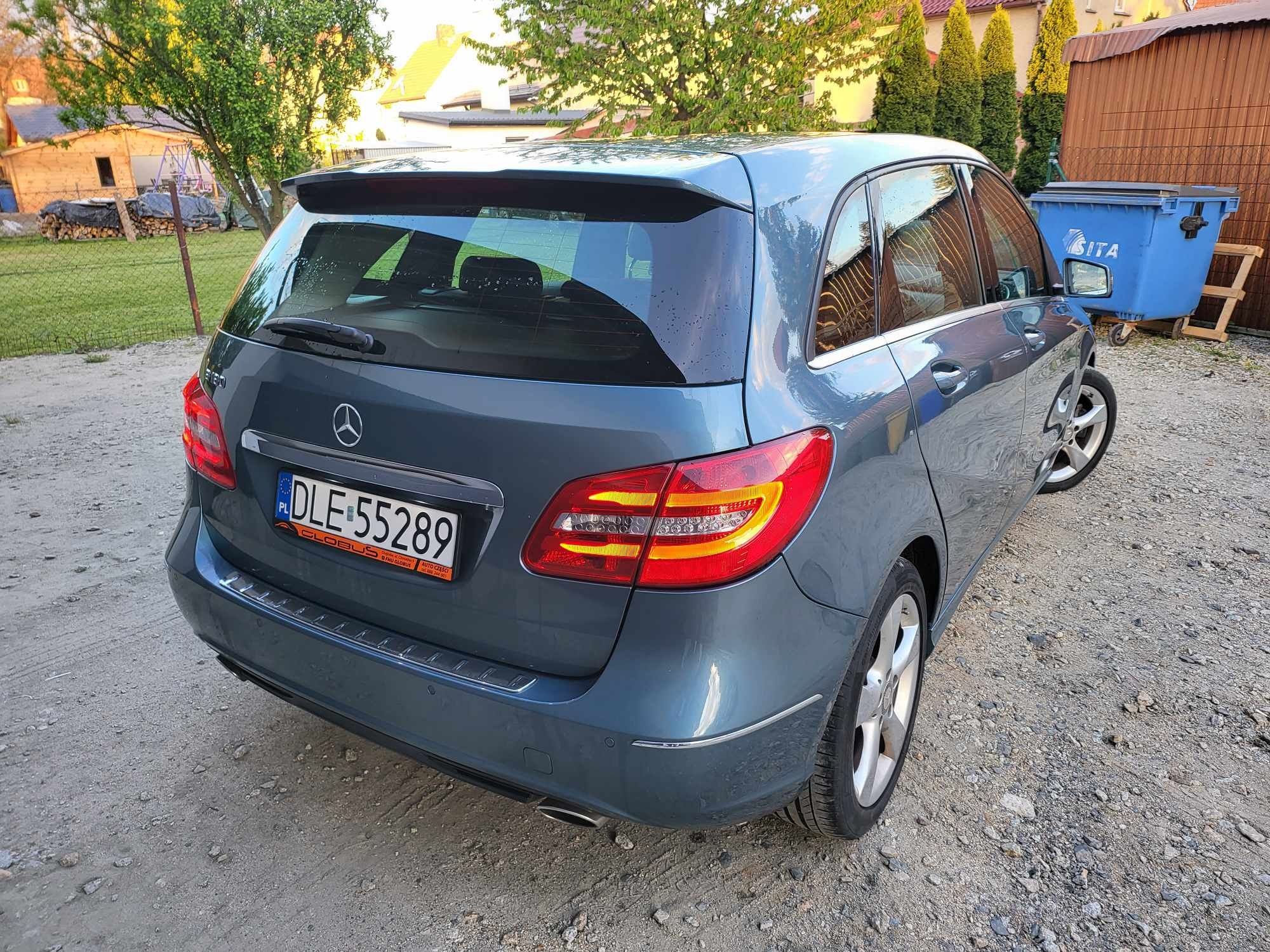 Mercedes B180 14/2015, 1.6benz, 49tys km, bogata opcja