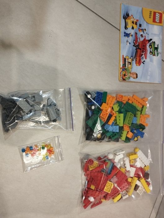 LEGO Creator Будуємо аеропорт (5933)