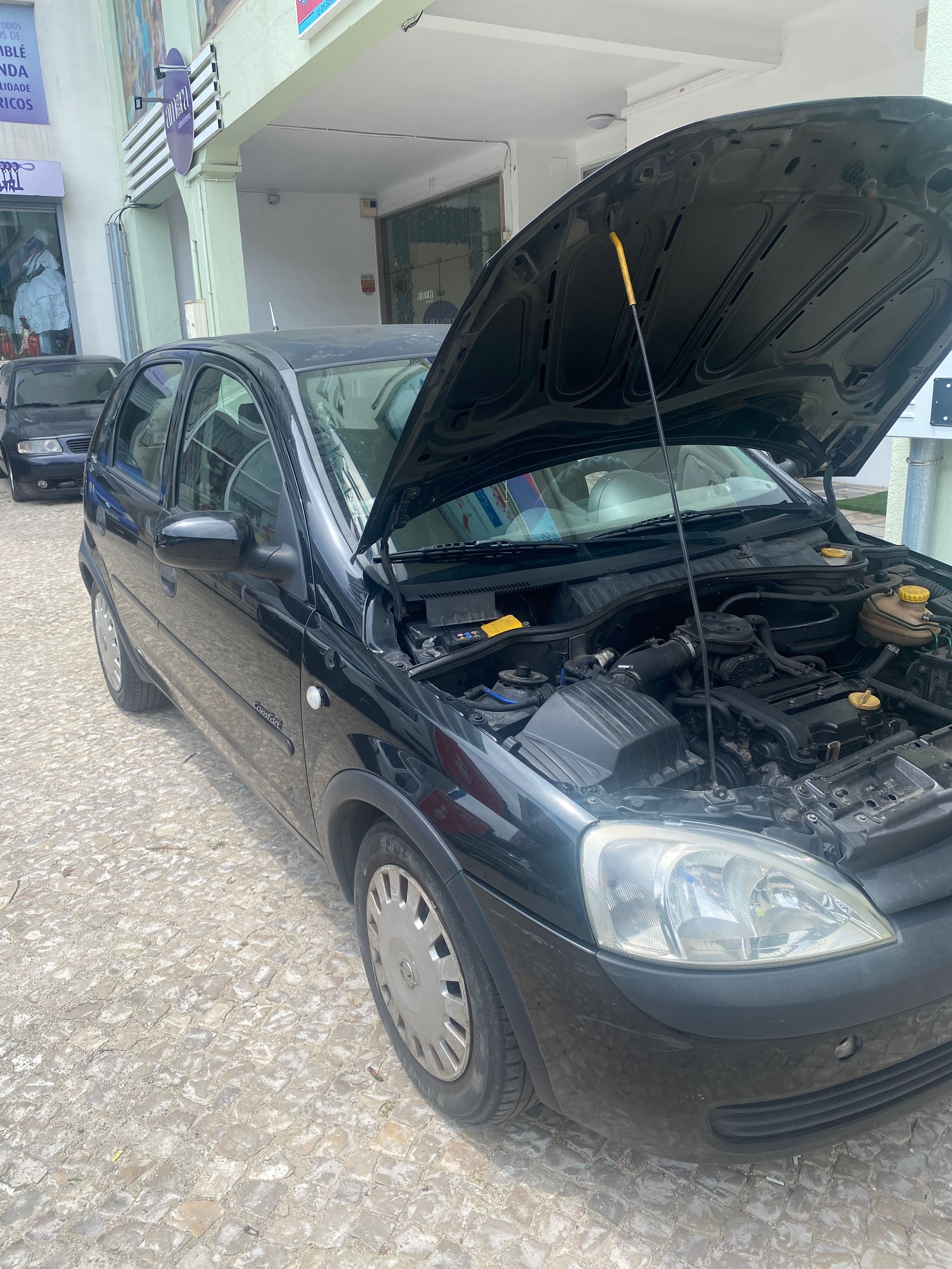 Opel corsa C 1.0 - 143.000km