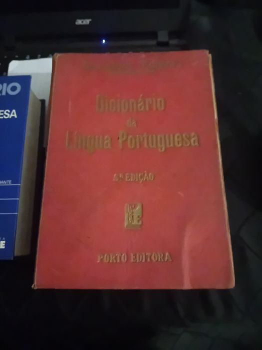2 Dicionarios antigos em bom estado