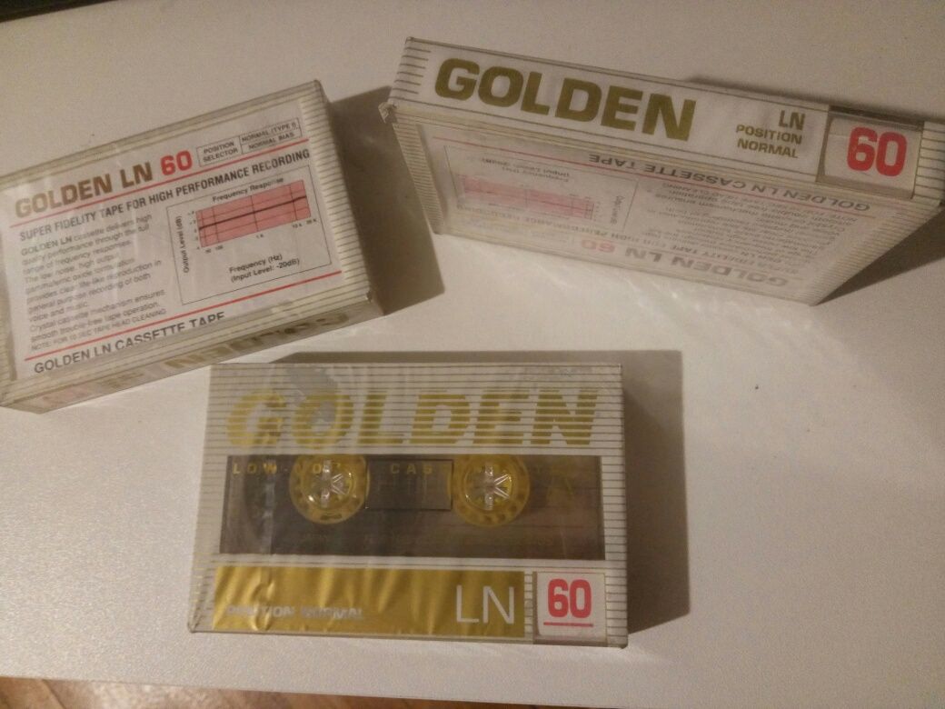 Аудио кассеты новые в оригинальной упаковке Golden LN 60