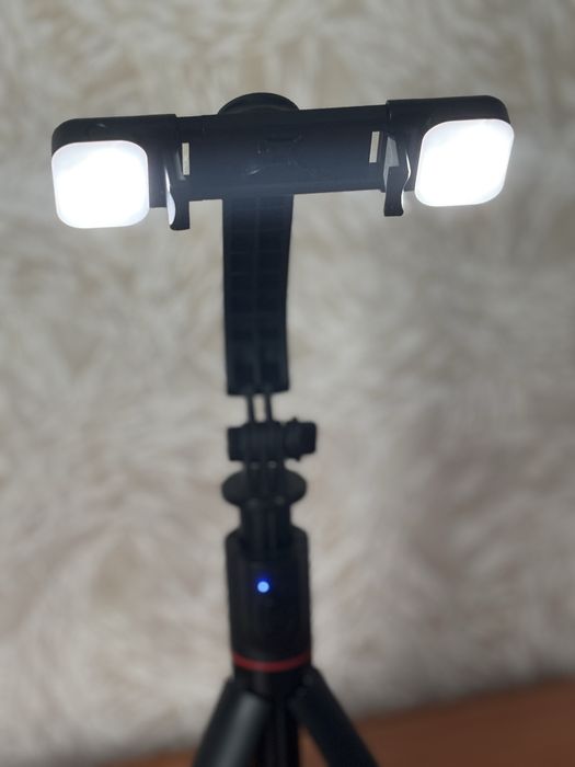 Штатив-тринога-трипод-монопод з LED для телефону зйомки insta tik tok