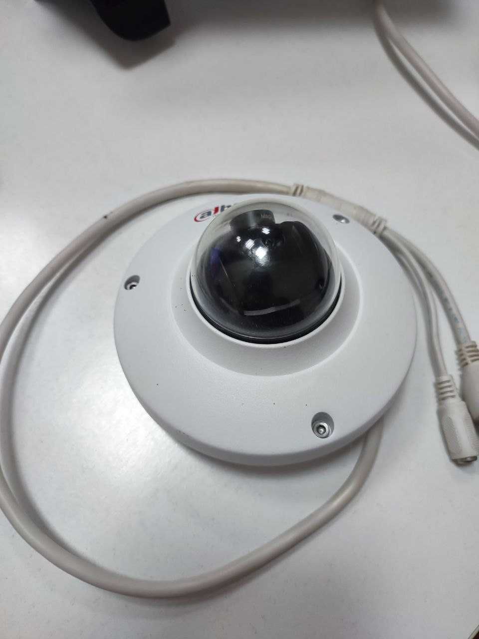 РОЗПРОДАЖ! IP камера Dahua IPC-HDB4300CP-0360B - внутрішня камера 3 МП