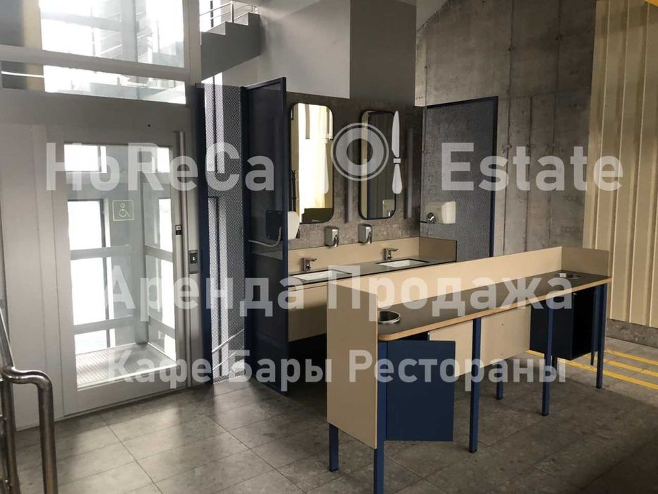 Аренда Фасад Витрины 519м2  ул. Кирпы (Южный Вокзал)