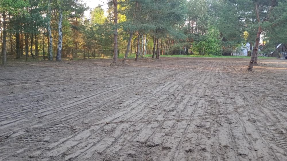 Usługi koparko-ładowarką, prace ziemne, wyburzenia, odśnieżanie.