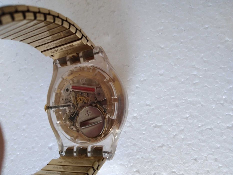 Relógio de pulso Swiss Swatch Dazzling Light SUOK702B