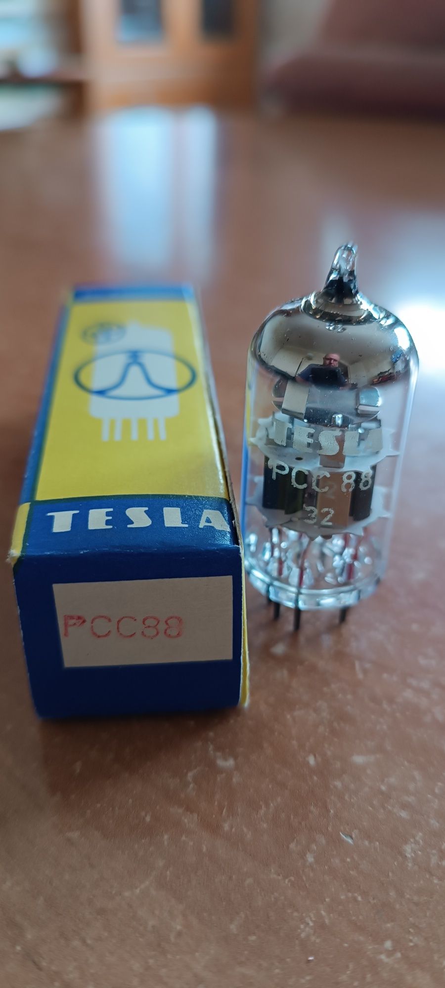 Lampa elektronowa TESLA PCC 88