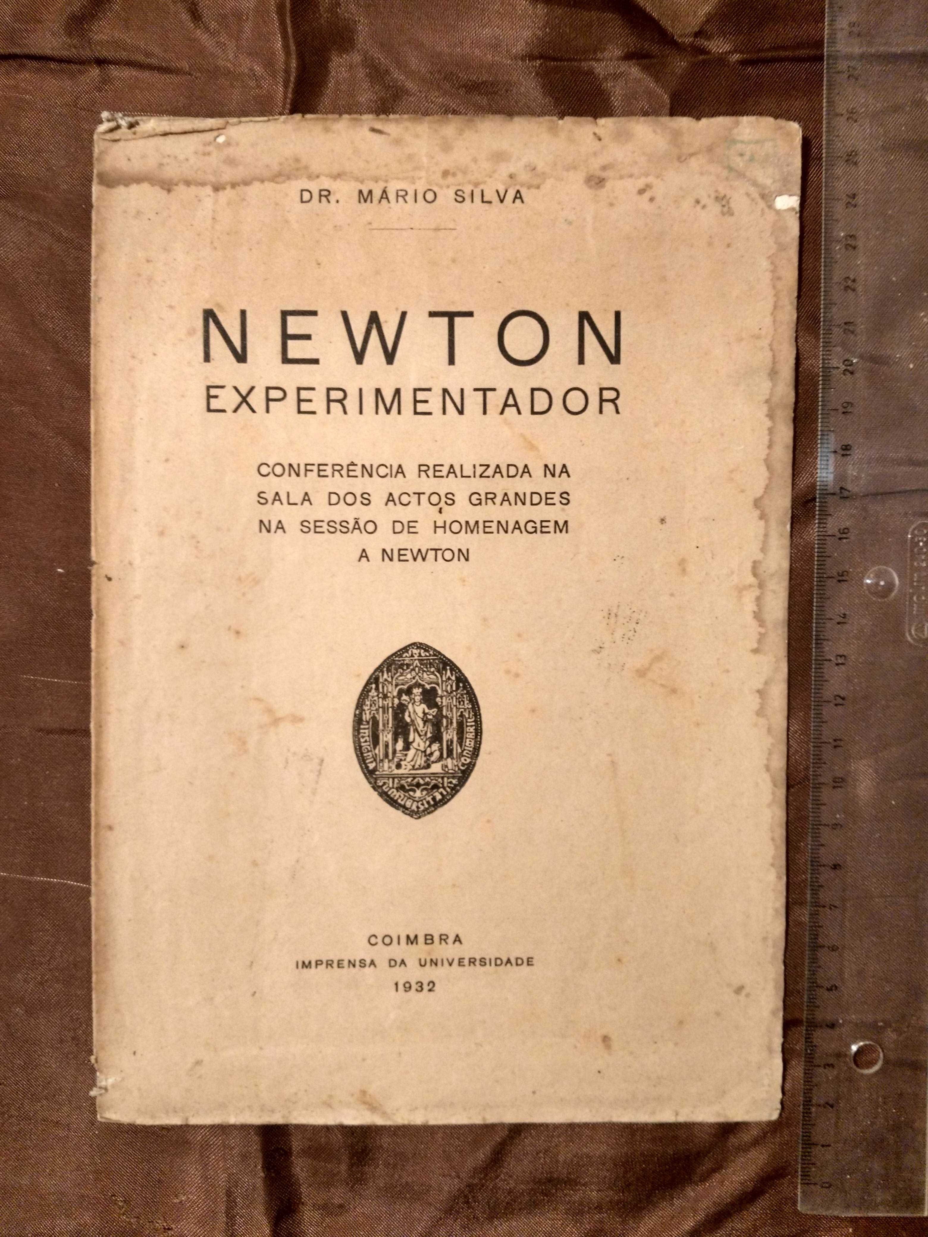 Newton experimentador - Universidade de Coimbra - Ano de 1932