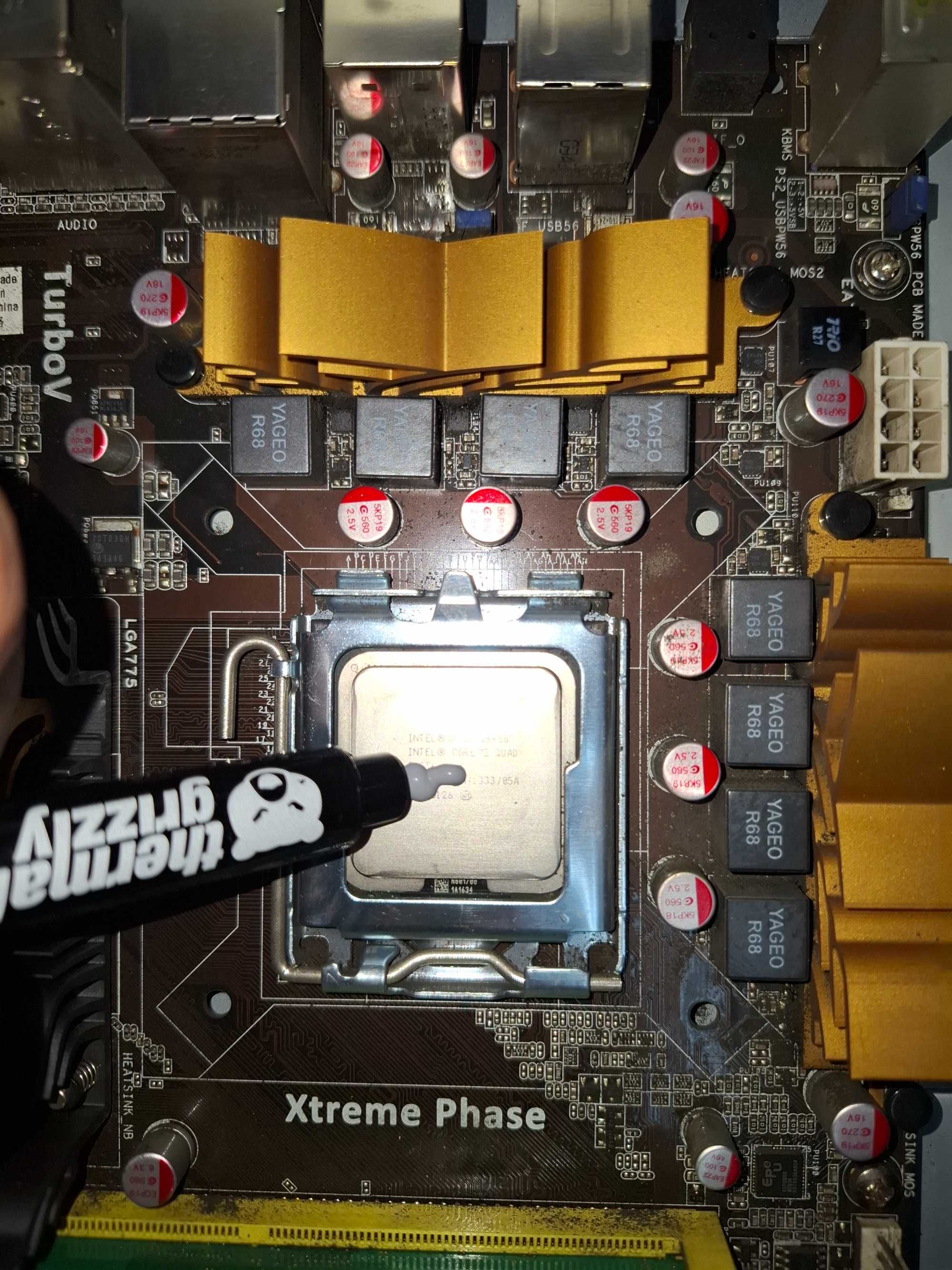 Komputer Retro Win XP 7 , Core2Quad HD4850 4GB RAM Asus Thermaltake