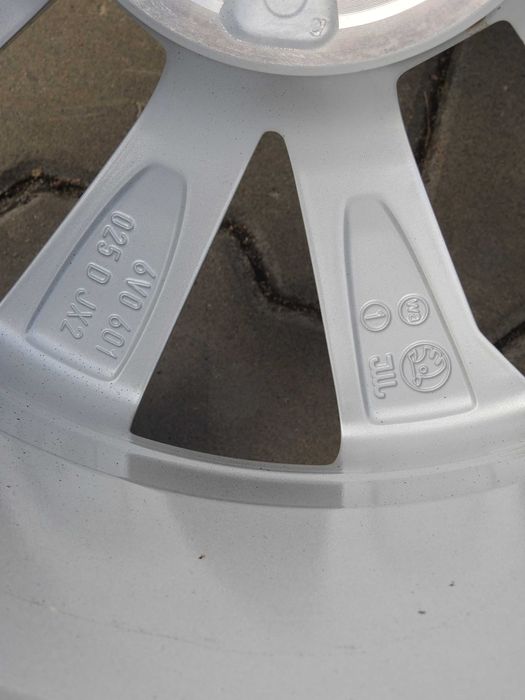 4x ALUFELGI SKODA 16" 5x100 ET46 oryginał 6V0 Jak NOWE DEMO