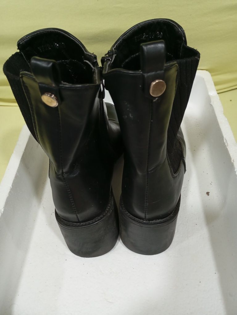 Botas cano médio