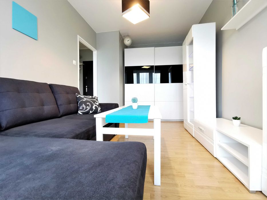 Komfortowe mieszkanie z długim balkonem na Os. Lotników, Ducha Św. 4