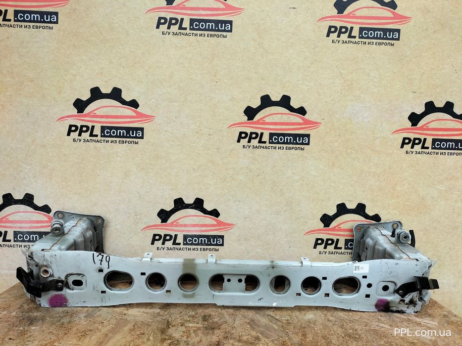 Ford Transit Connect Mk2 13-21 усилитель бампера переднего