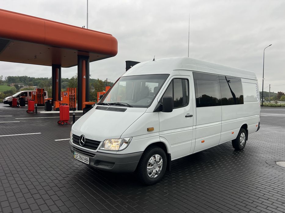 Mercedes - Benz Sprinter 316 cdi 2,7 двигун 2005 рік випуску 8+1 пасаж