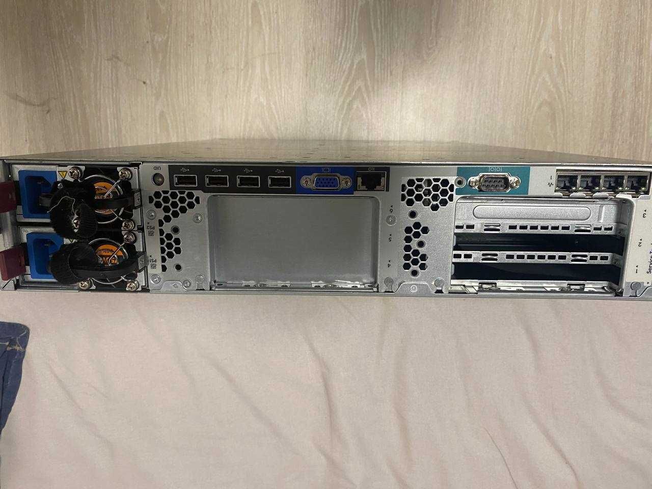 HP ProLiant DL380p Gen8