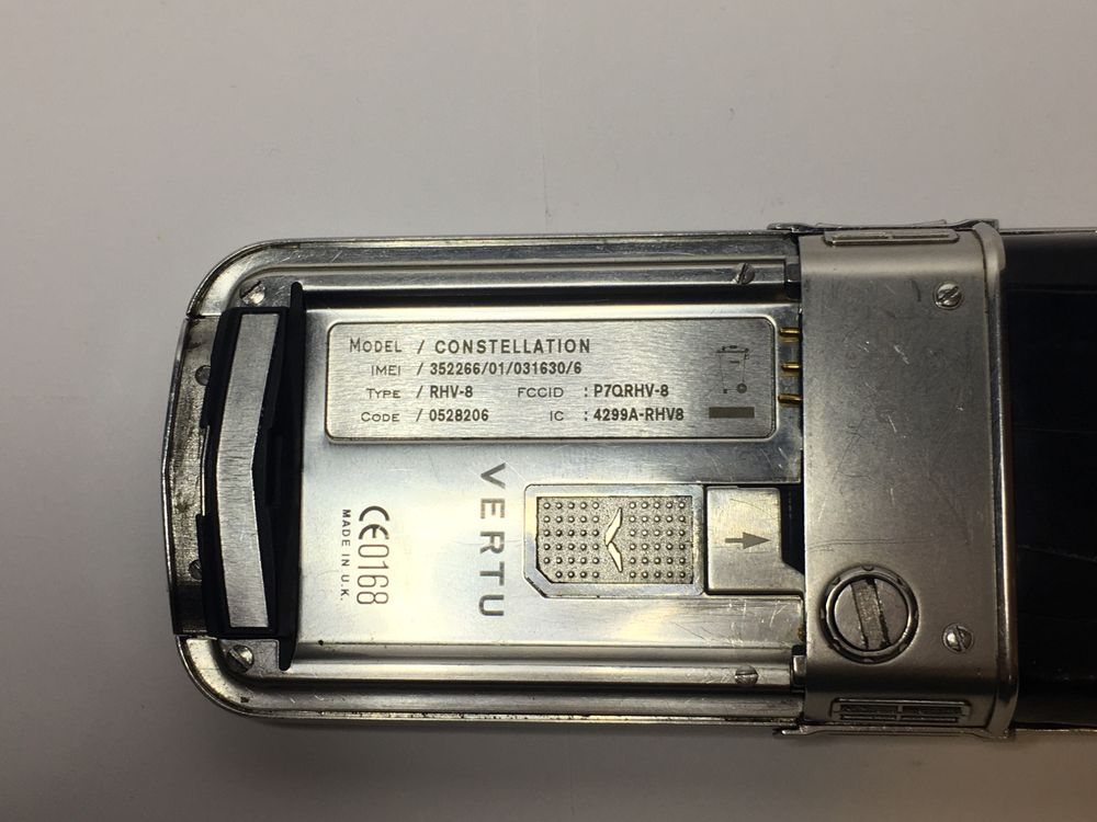 Vertu Constellation RHV-8