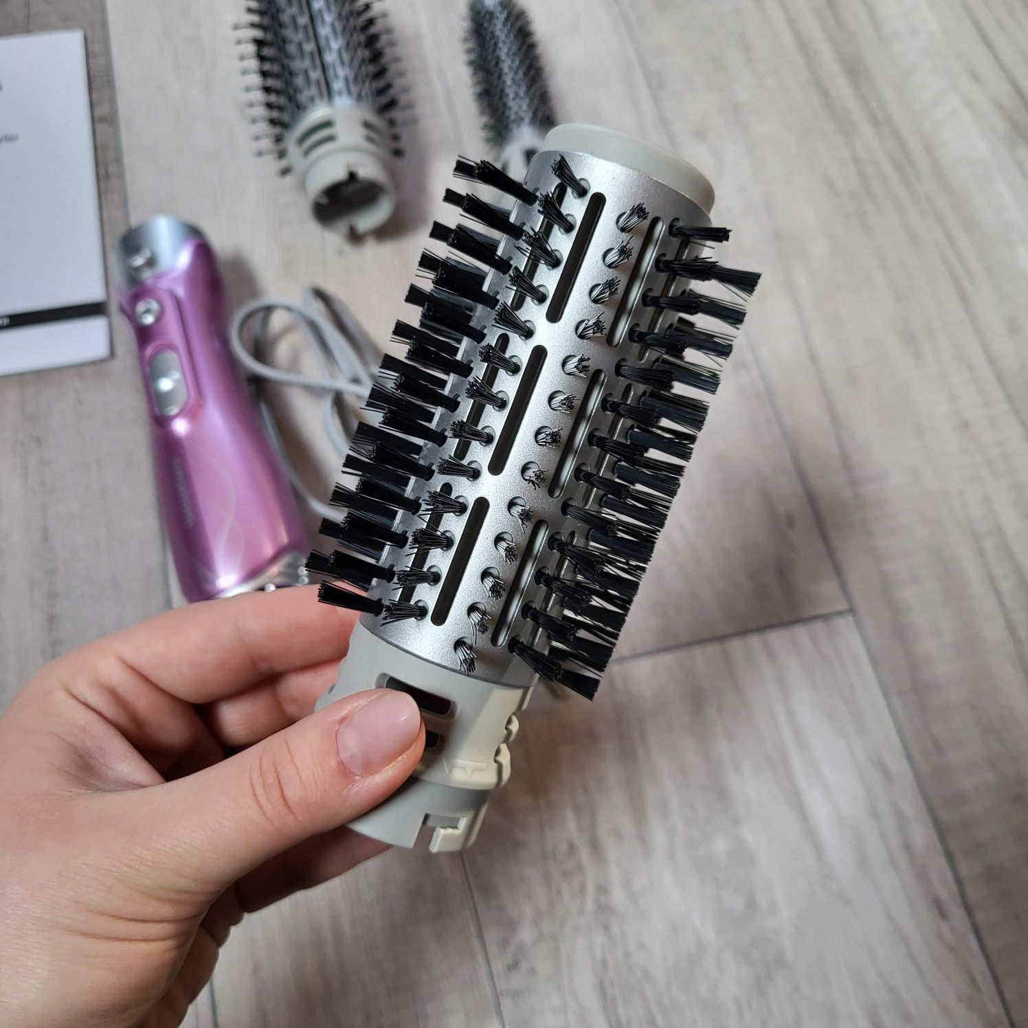 Lokówko suszarka Grundig Volumen & lockenstyler