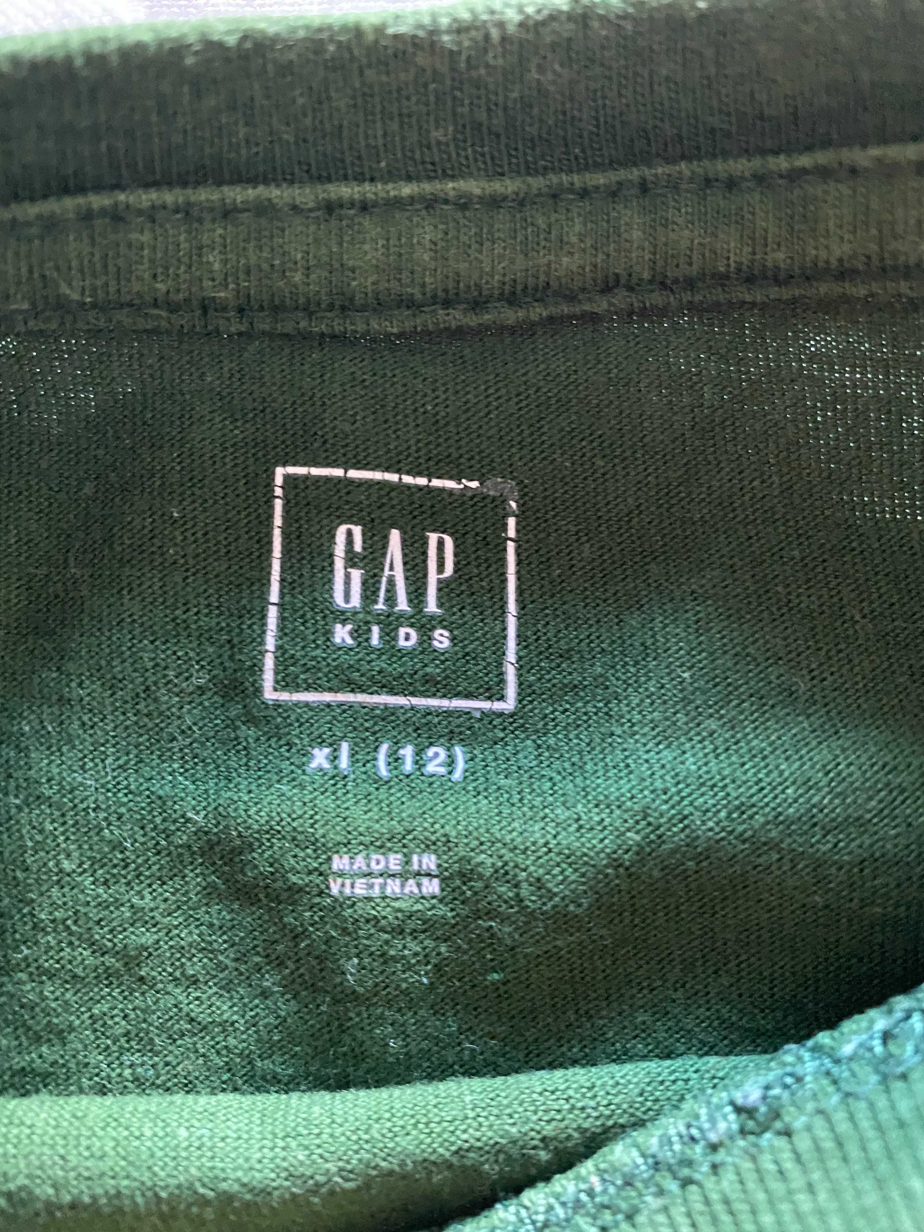 GAP Tshirt 12 anos