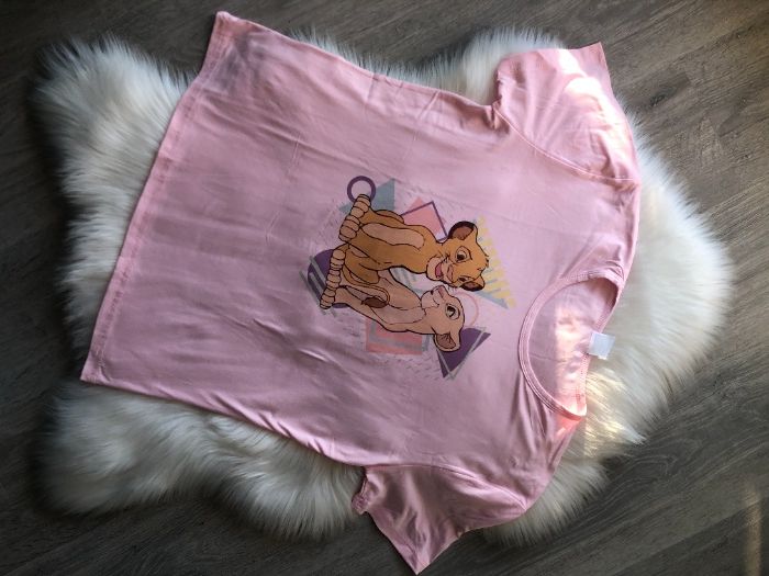 Pudroworóżowa duża długa koszulka t-shirt piżama Król Lew Simba Nala L