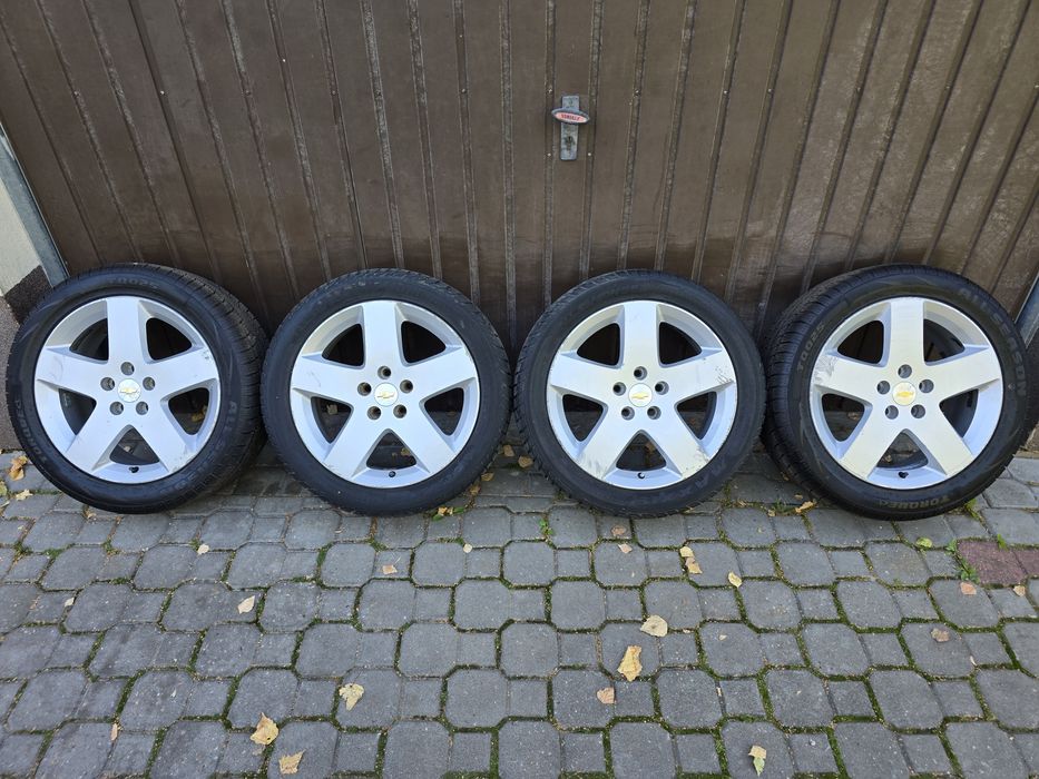 Felgi z oponami 215/50R17 Chevrolet HHR 5x110 Cobalt Opel Vectra Astra