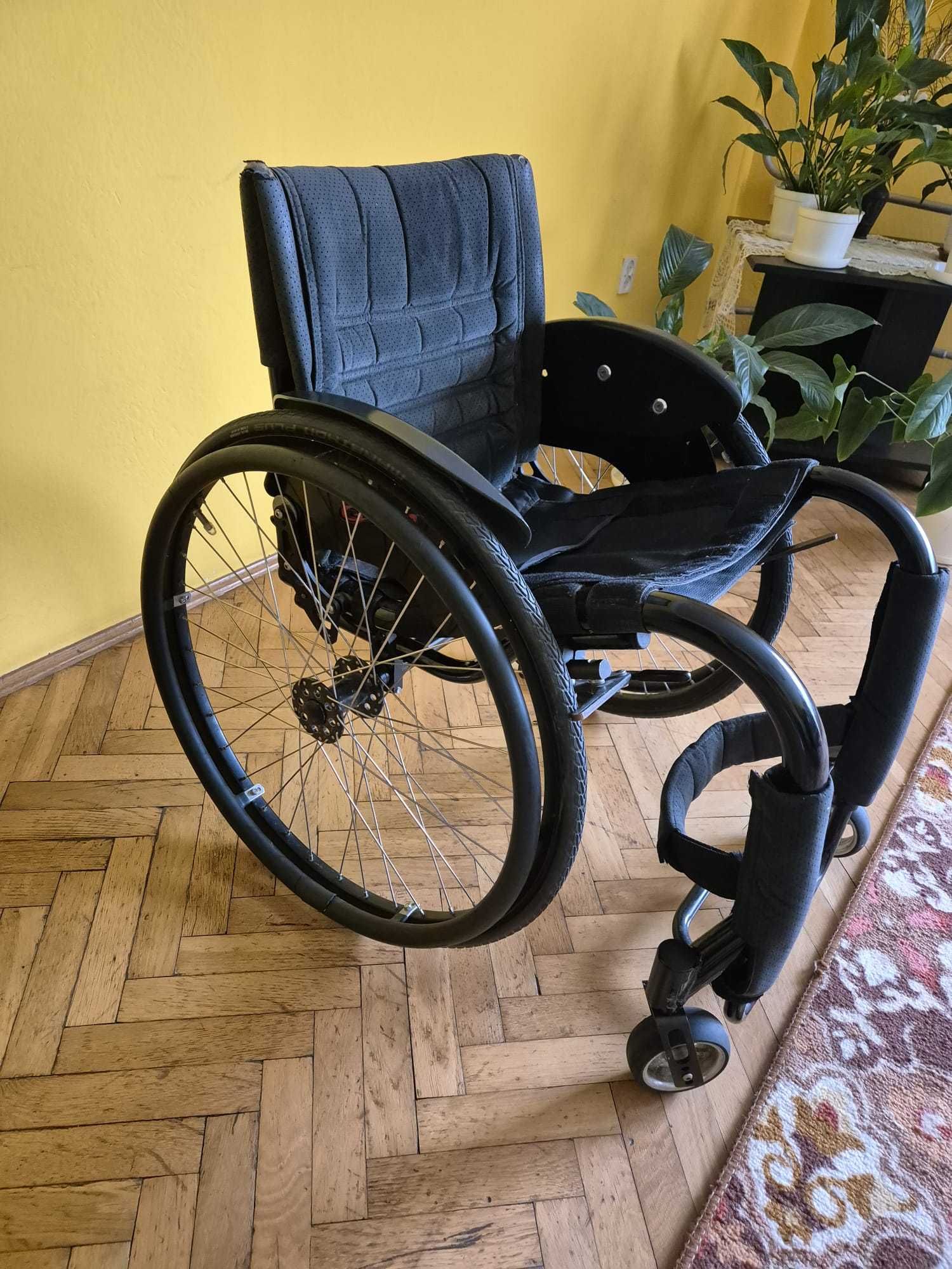Wózek inwalidzki aktywny  GTM