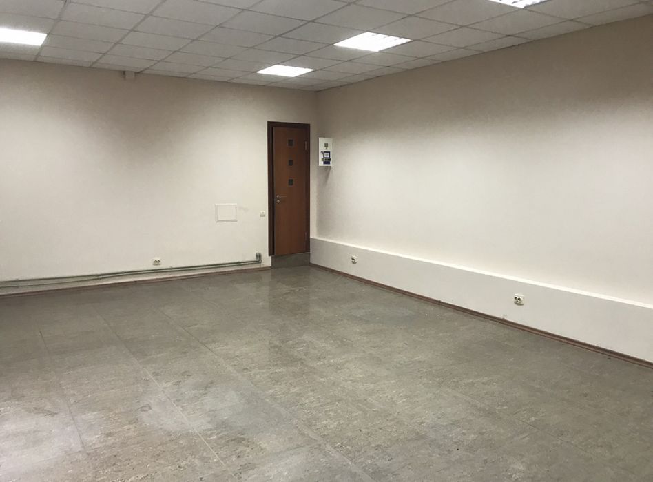 Оренда 46 м 8 квт . Район Привокзального рынку