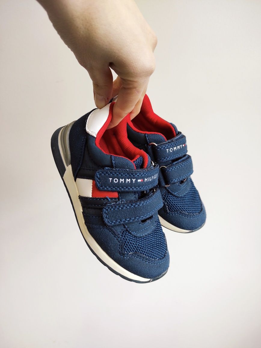 Buty dziecięce sportowe sneakersy Tommy Hilfiger rozmiar 25