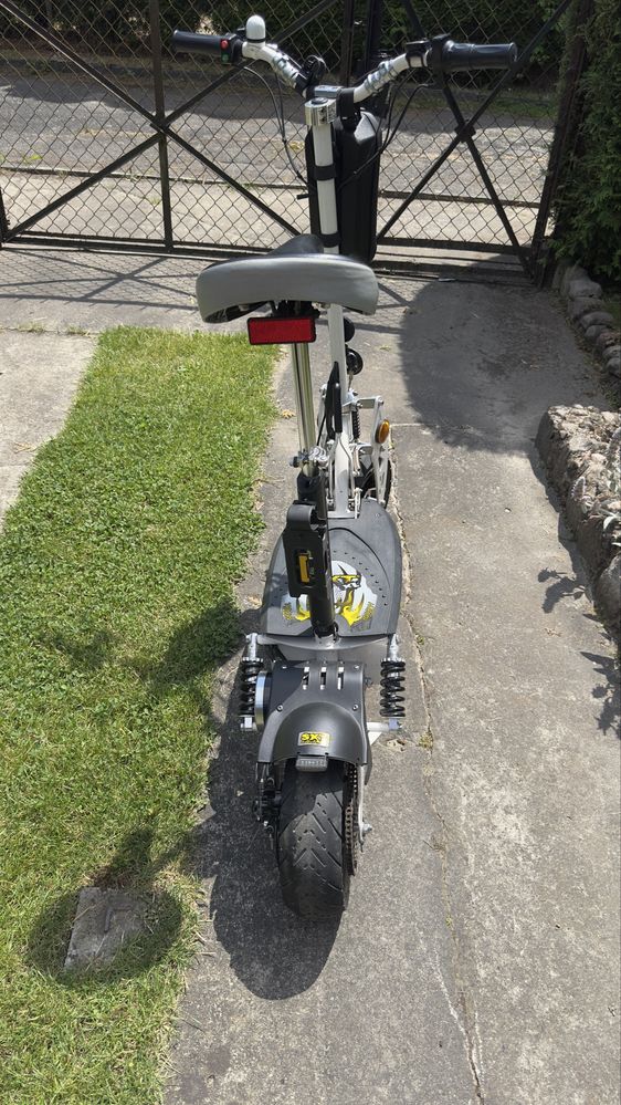SXT Scooters - hulajnoga elektryczna (homologacja drogowa)