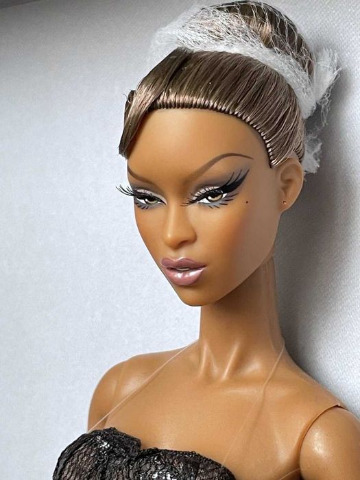 Колекційна лялька Integrity Toys, FR  Адель Toast To Us