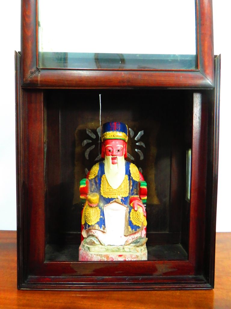 Antigo Altar com Imperador.
