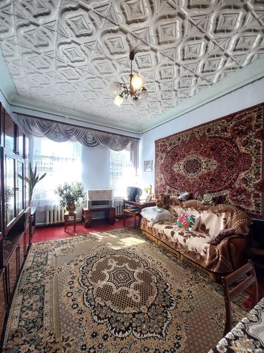 Продаж частини будинку по вул Визволення