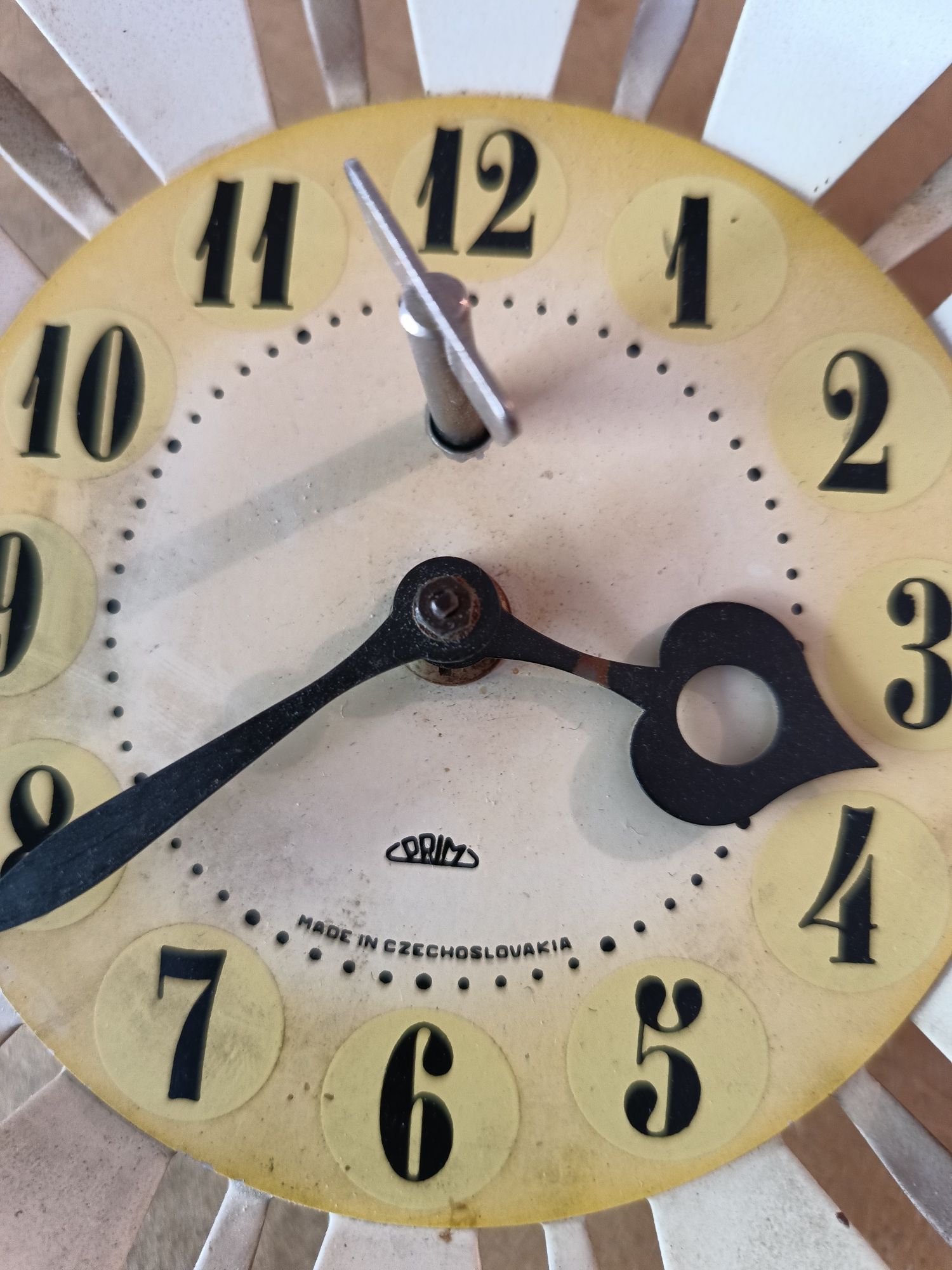Stary zegar kolekcjonerski prim