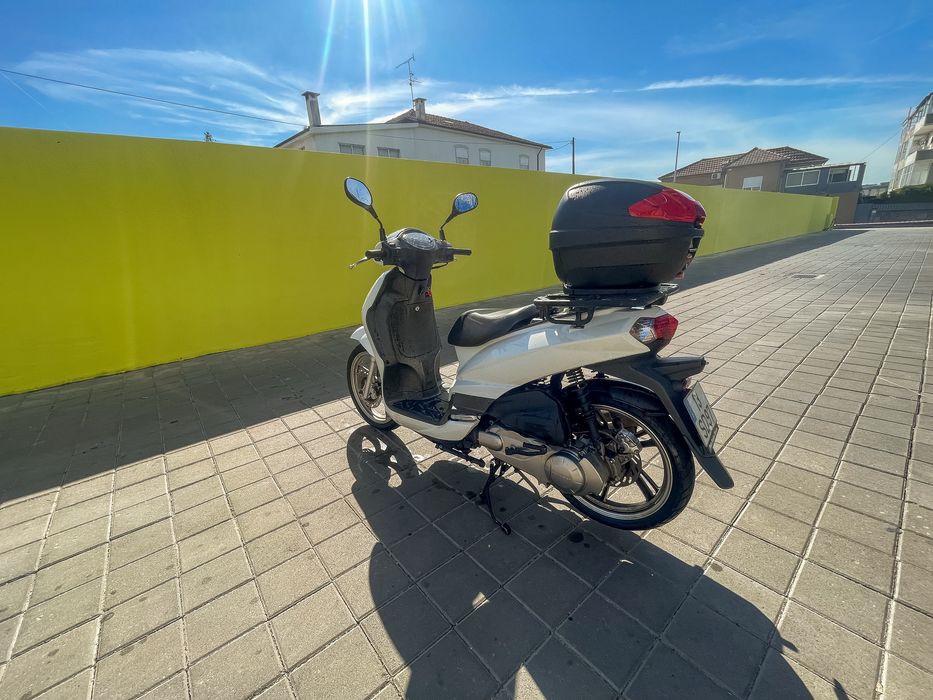 Peugeot LW2 125cc – Como nova e super económica