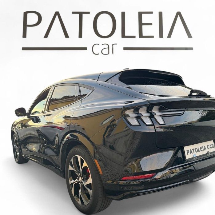 Ford Mustang Mach-E 75.7 kWh Premium AWD