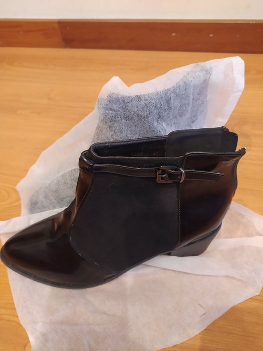Botas Preto tamanho 41