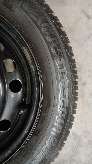 Kola opel 195/65/15 zimowe
