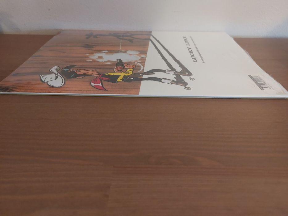 NOVO e SELADO BD - Lucky Luke - Dalton City