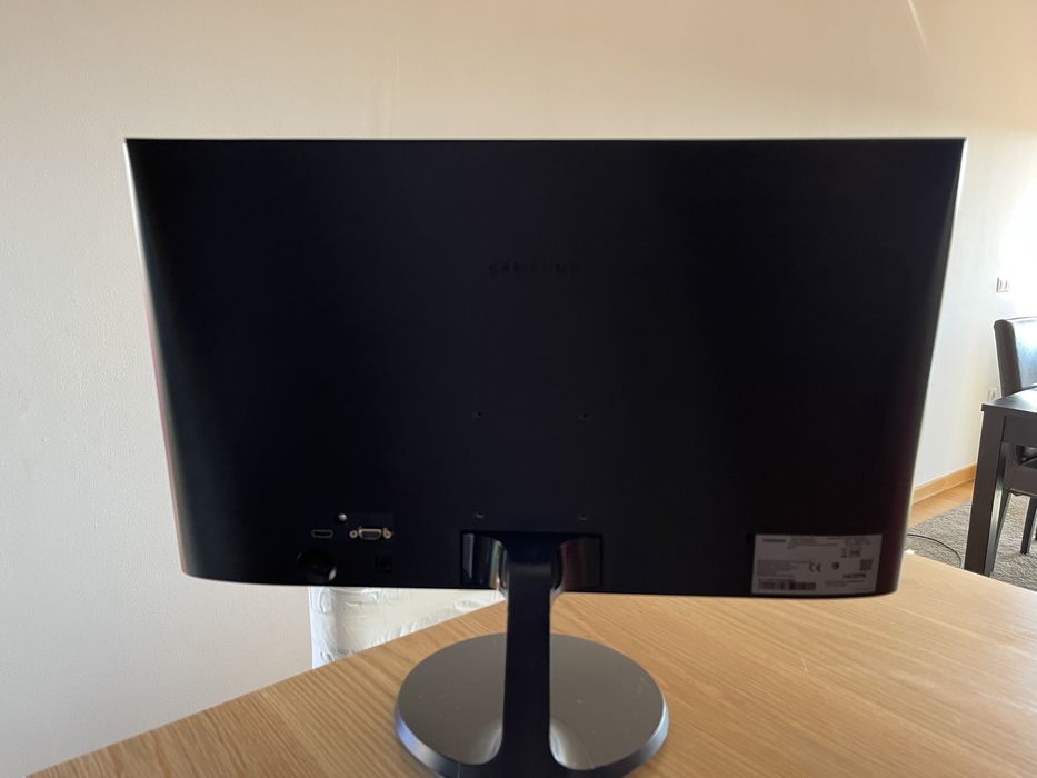 Samsung S24F350FHU 61 cm (24") 1920 x 1080 pixels Full HD LED Black