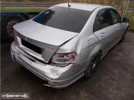 Mercedes C220CDI W204 de 2008 para peças