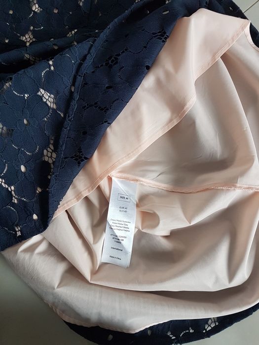 Sukienka Orsay 40 L 12 Elegancka rozkloszowana Ażurowa