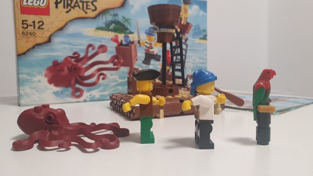 Lego pirates 6240 Kraken Attackin