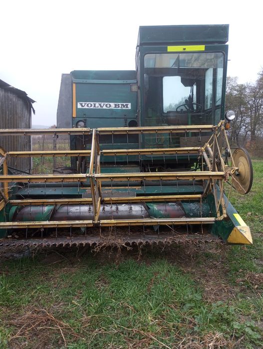 Продам міні комбаїн.