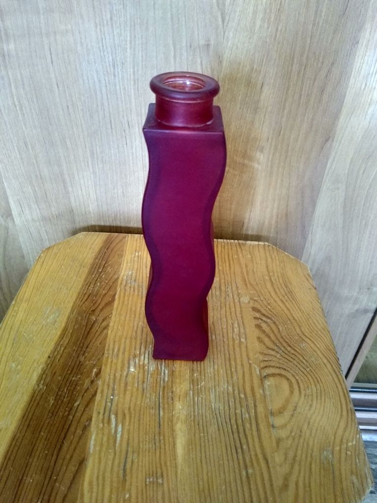 Szklana misa, wazon i ceramiczny dzwoneczek
