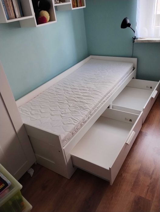 Sprzedam łóżko młodzieżowe