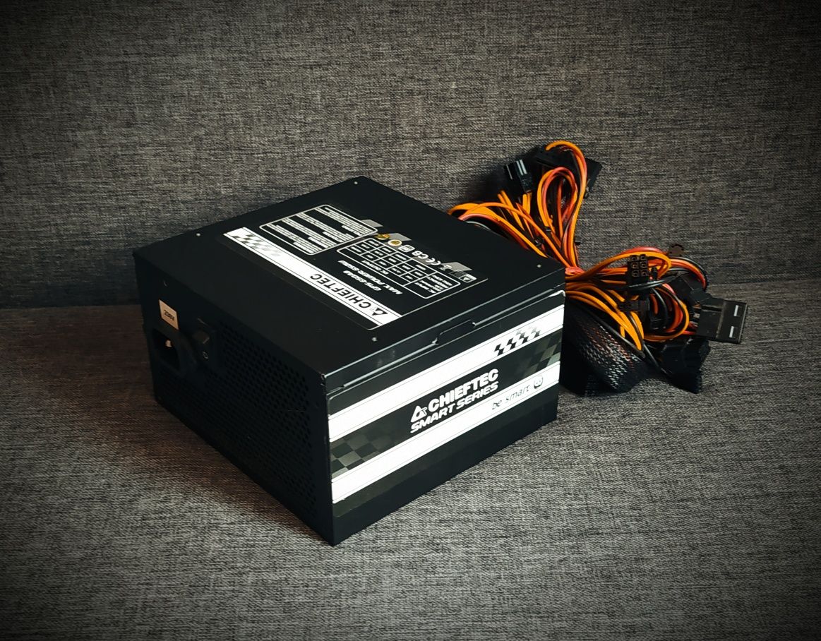 БП Chieftec 700W 80Plus  блок питания 700Вт БЖ