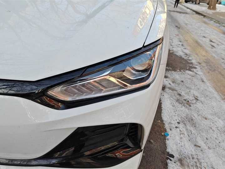 Електромобіль  BYD E2 2023 року 43 кВт 405 км