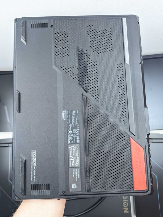 LAPTOP GAMINGOWY Asus ROG Strix RTX 3060 Ryzen 7 4800H 144hz Komputer