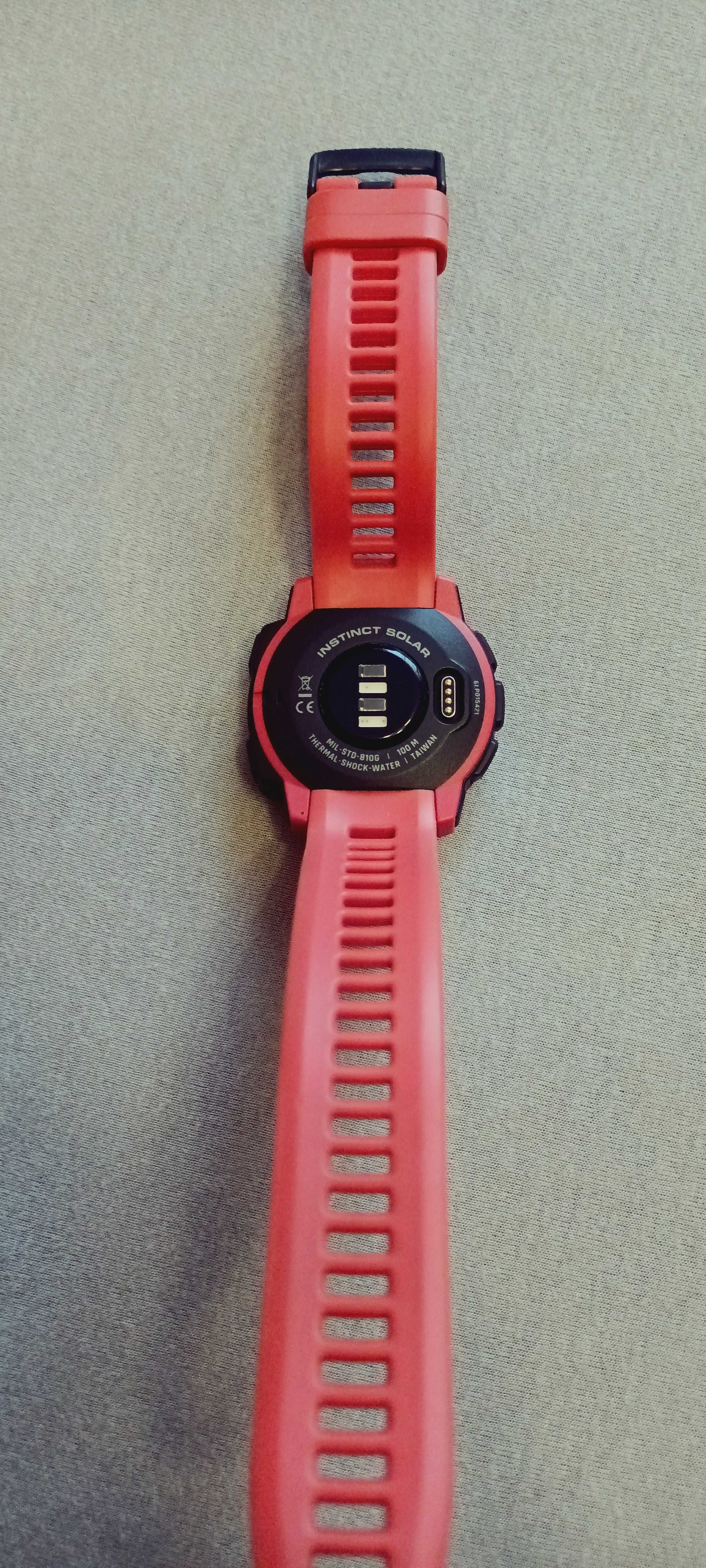 Smartwatch GARMIN instinct solar