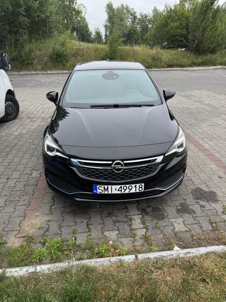 Opel Astra K 1.6 TURBO OPC-Line / Bogate wyposażenie