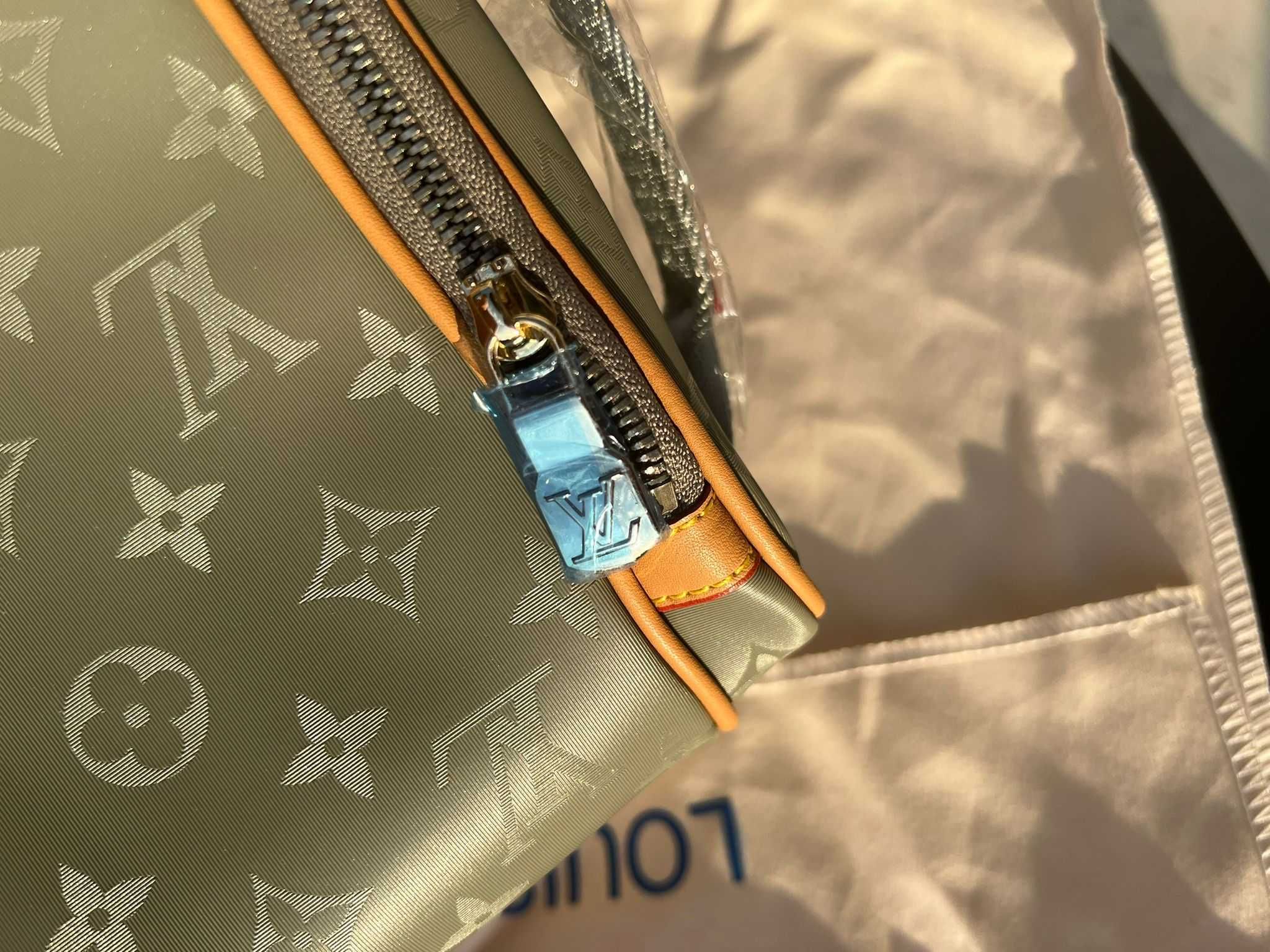 Mala Louis Vuitton Verde Nova
